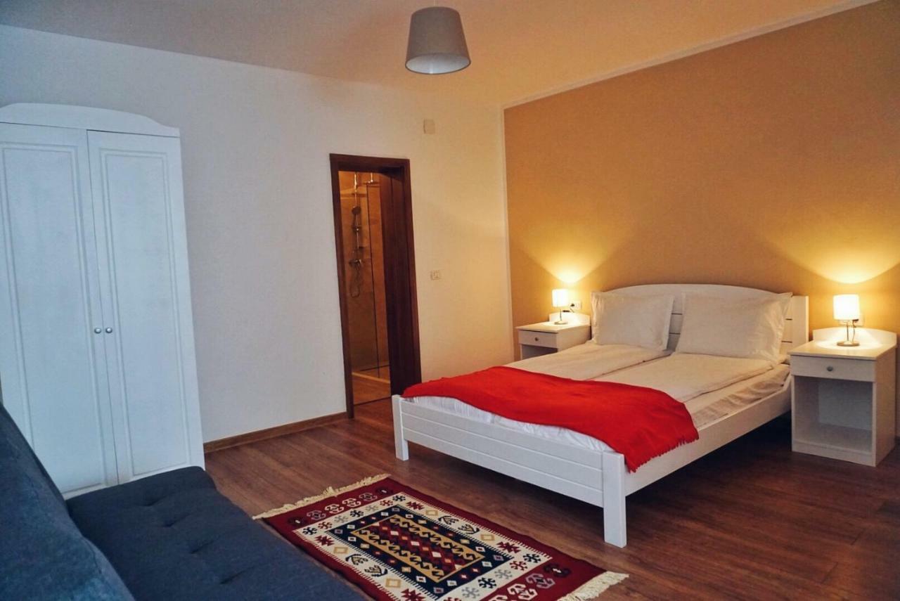 Hôtel Casa Badea à Riu Alb Extérieur photo